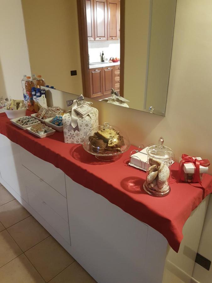 B&B Mary Grace Rossano Stazione Buitenkant foto