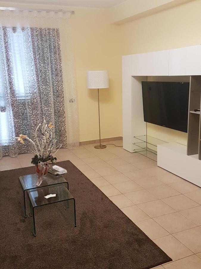 B&B Mary Grace Rossano Stazione Buitenkant foto