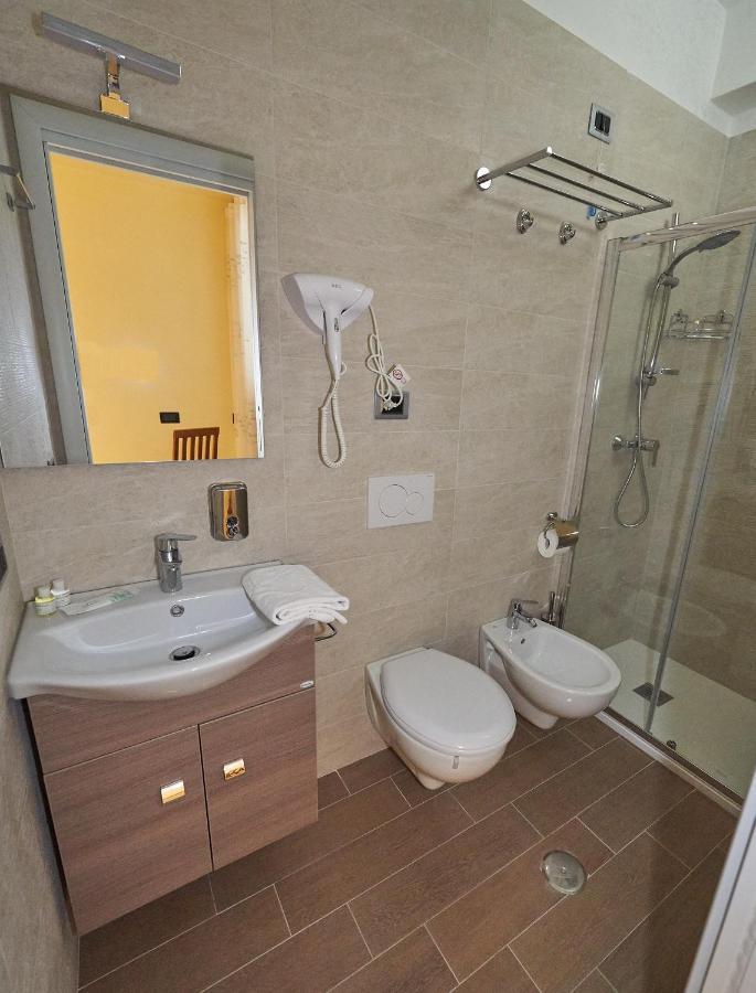 B&B Mary Grace Rossano Stazione Buitenkant foto