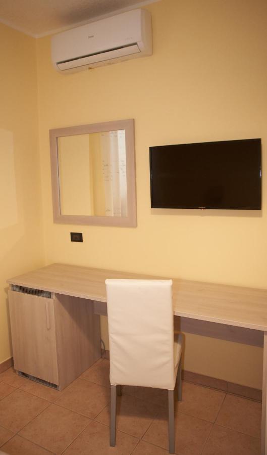 B&B Mary Grace Rossano Stazione Buitenkant foto